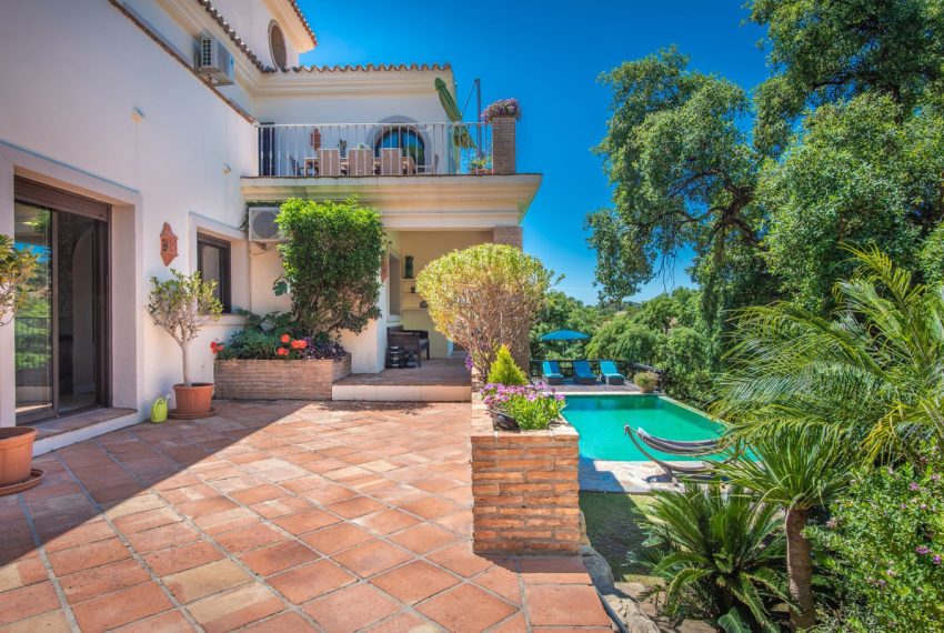 R4743550-Villa-For-Sale-Estepona-Detached-3-Beds-200-Built-9