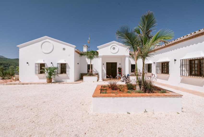 R4750519-Villa-For-Sale-Monda-Finca-7-Beds-693-Built-2