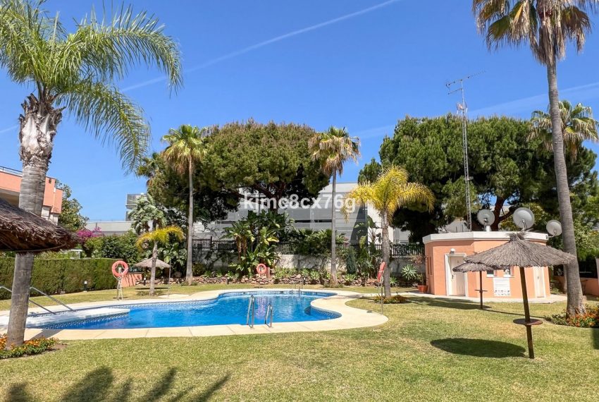 R4762726-Apartment-For-Sale-Marbella-Middle-Floor-2-Beds-106-Built