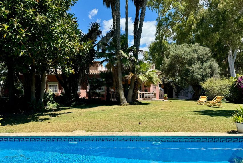 R4770067-Villa-For-Sale-San-Pedro-de-Alcantara-Detached-6-Beds-452-Built-19