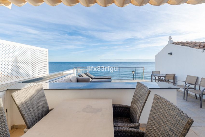 R4770784-Villa-For-Sale-Estepona-Detached-5-Beds-220-Built-4