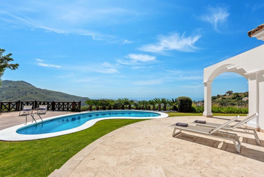 R4778800-Villa-For-Sale-Benahavis-Detached-5-Beds-889-Built-9