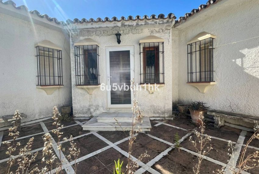 R4787692-Villa-For-Sale-Marbella-Detached-4-Beds-600-Built-12