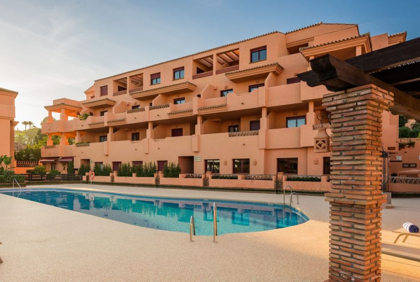 R4789228-Apartment-For-Sale-Benahavis-Middle-Floor-2-Beds-77-Built