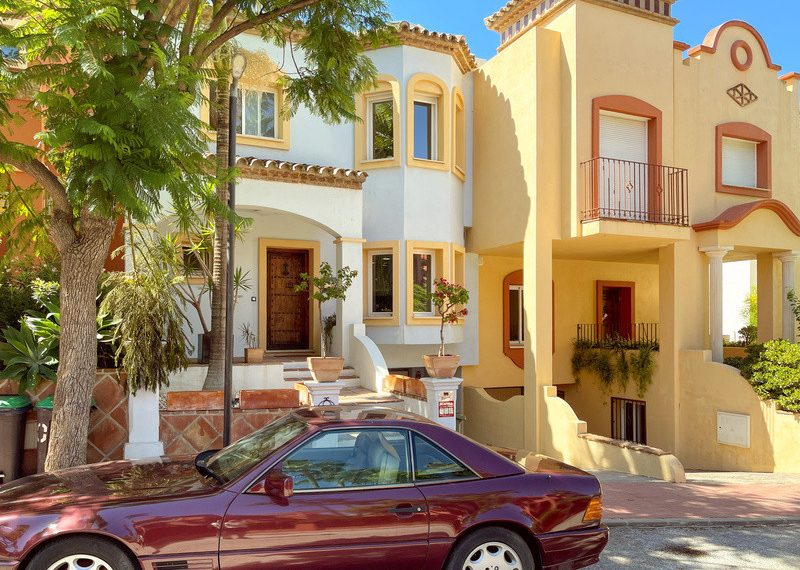 R4795057-Townhouse-For-Sale-Nueva-Andalucia-Terraced-5-Beds-320-Built-10