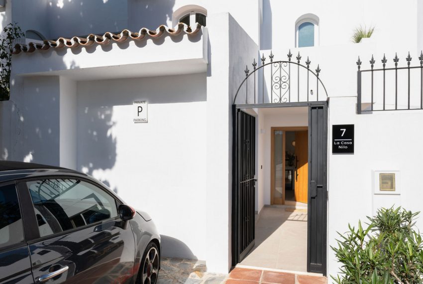 R4810555-Townhouse-For-Sale-Nueva-Andalucia-Terraced-3-Beds-235-Built-3