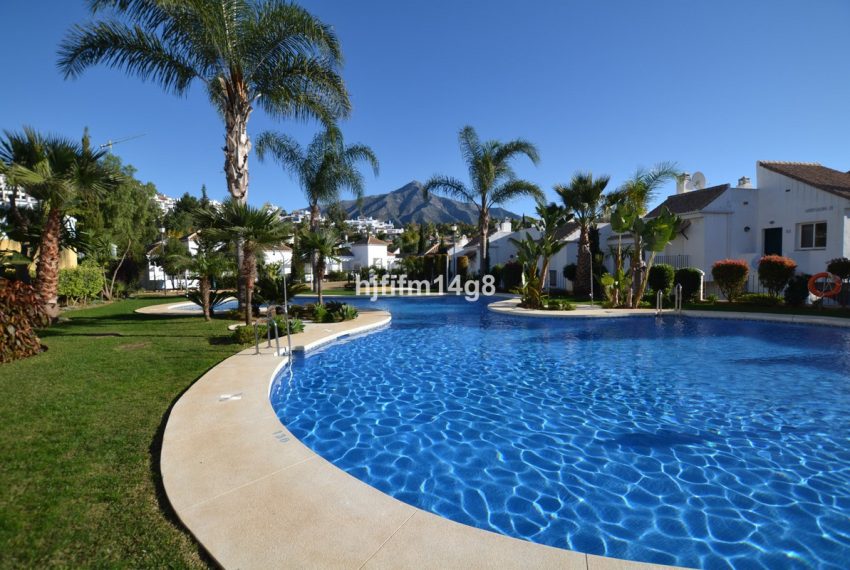 R4813039-Apartment-For-Sale-Nueva-Andalucia-Ground-Floor-2-Beds-80-Built-16