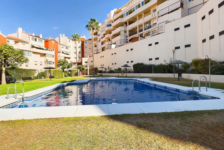 R4815007-Apartment-For-Sale-Estepona-Penthouse-3-Beds-220-Built