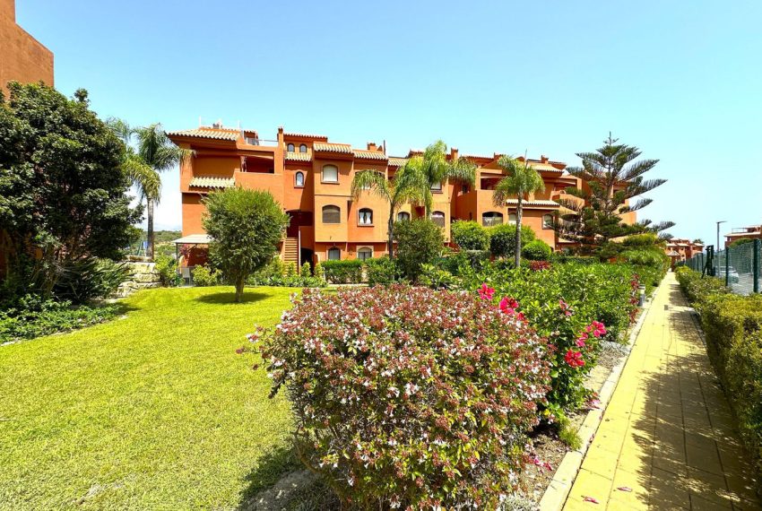 R4816249-Apartment-For-Sale-Estepona-Penthouse-3-Beds-148-Built-4