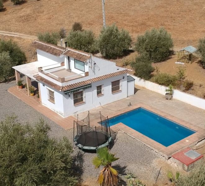 R4818751-Image 1-Finca - 3 Beds - 88 Built