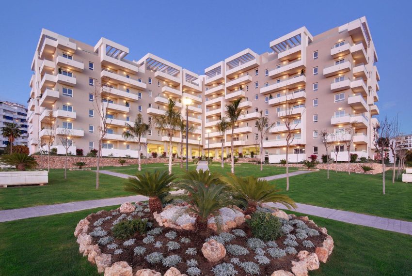 R4829743-Apartment-For-Sale-Nueva-Andalucia-Middle-Floor-2-Beds-100-Built-1