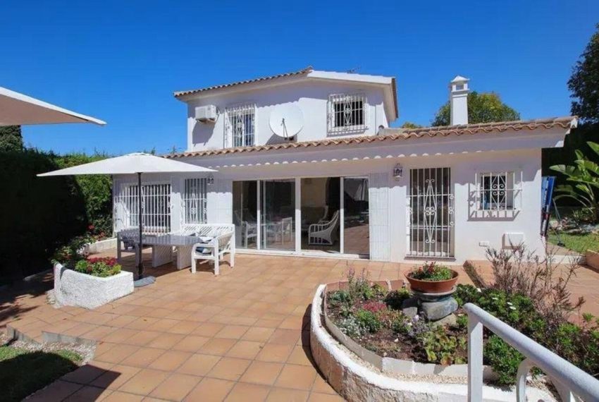 R4830637-Villa-For-Sale-San-Pedro-de-Alcantara-Detached-5-Beds-280-Built-4