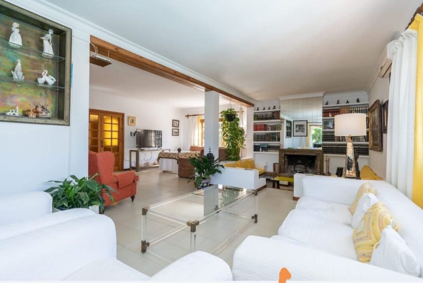 R4836880-Villa-For-Sale-Marbella-Detached-7-Beds-498-Built-7