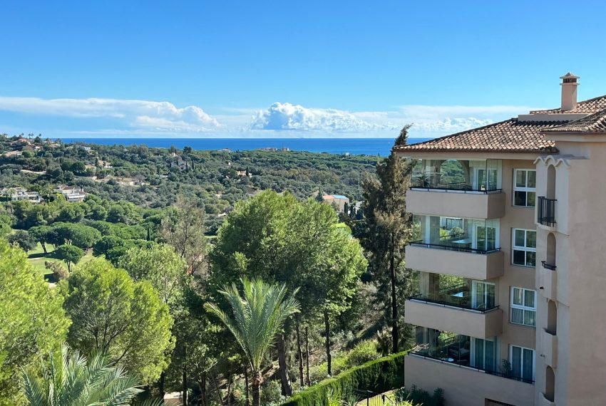 R4839097-Apartment-For-Sale-Marbella-Penthouse-3-Beds-186-Built