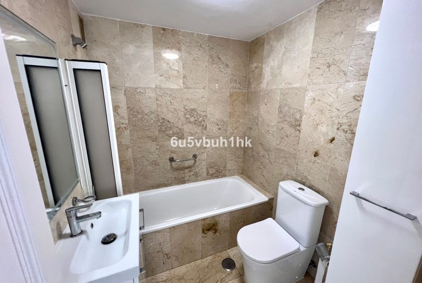 R4848010-Apartment-For-Sale-Nueva-Andalucia-Ground-Floor-2-Beds-112-Built-4