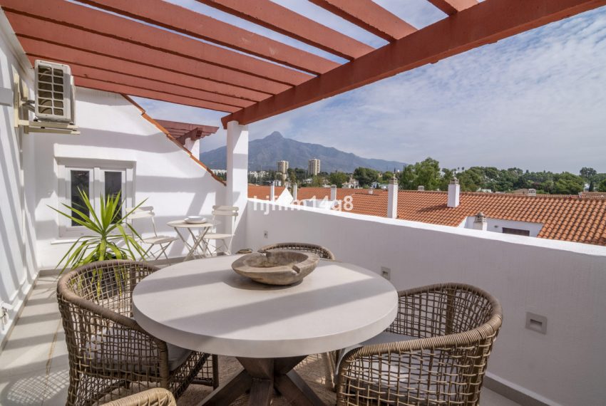 R4850209-Apartment-For-Sale-Nueva-Andalucia-Penthouse-3-Beds-86-Built-1