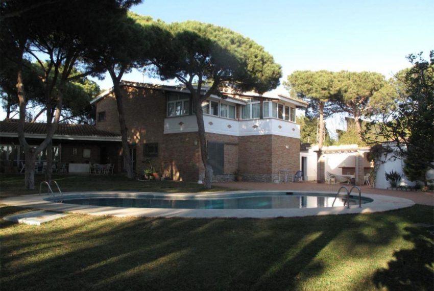 R4851514-Villa-For-Sale-Cabopino-Detached-8-Beds-800-Built-11