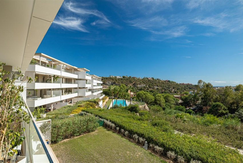 R4851589-Apartment-For-Sale-Benahavis-Middle-Floor-3-Beds-110-Built-1