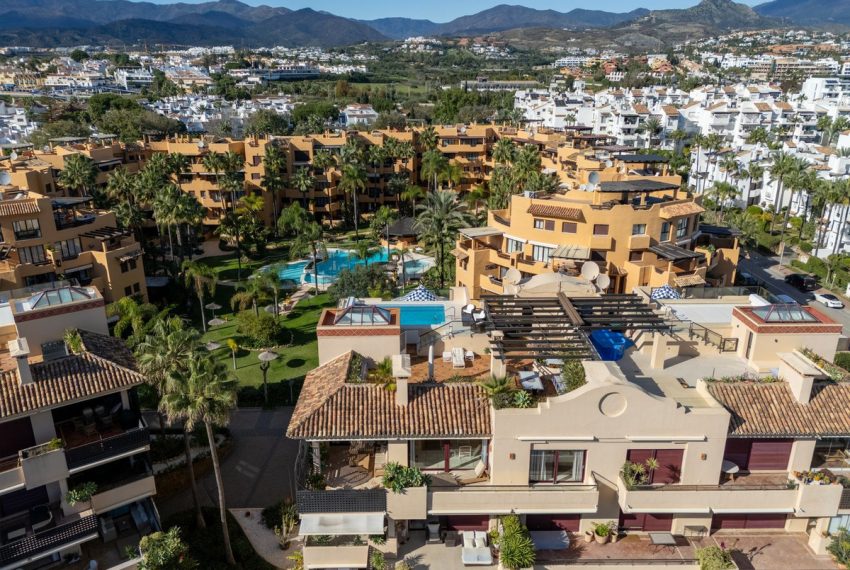 R4856926-Apartment-For-Sale-Costalita-Penthouse-3-Beds-241-Built-3