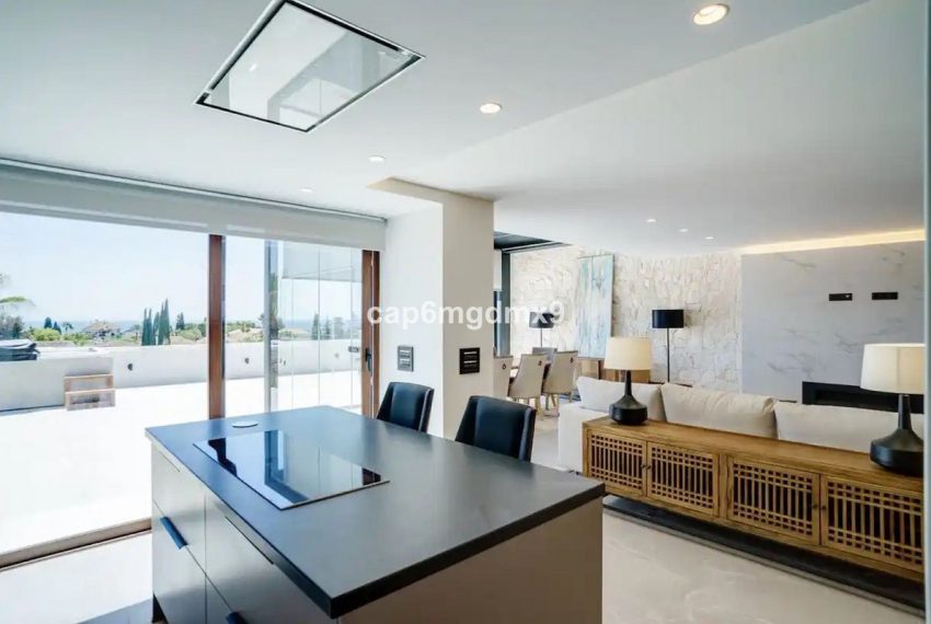 R4857997-Apartment-For-Sale-The-Golden-Mile-Penthouse-Duplex-3-Beds-145-Built-8