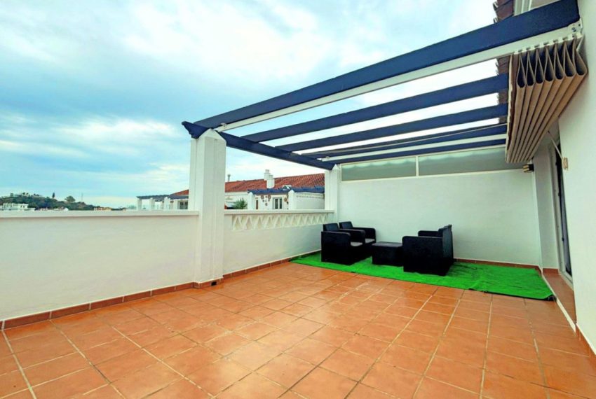 R4859596-Apartment-For-Sale-Nueva-Andalucia-Penthouse-1-Beds-70-Built