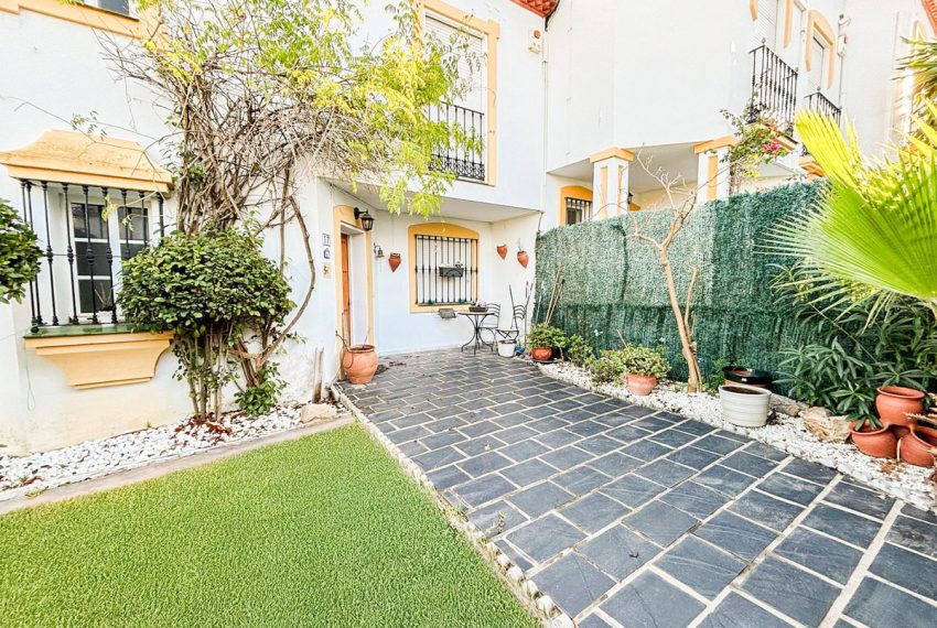 R4870051-Villa-For-Sale-Bel-Air-Semi-Detached-3-Beds-196-Built-1