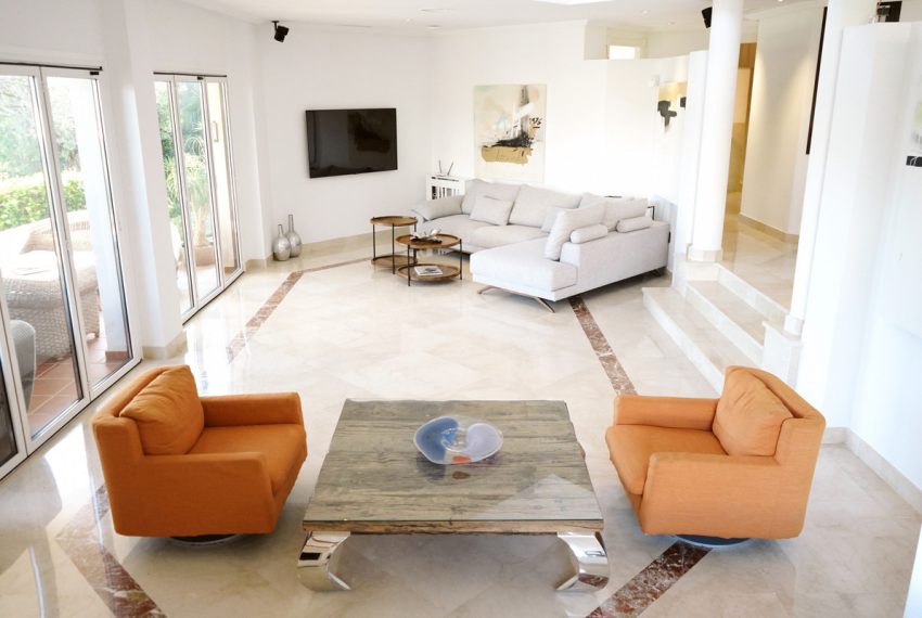 R4876933-Villa-For-Sale-Los-Arqueros-Detached-4-Beds-529-Built-12