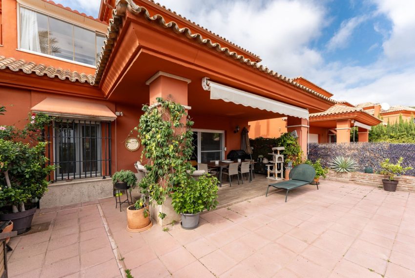 R4879555-Villa-For-Sale-Marbella-Semi-Detached-4-Beds-331-Built-5