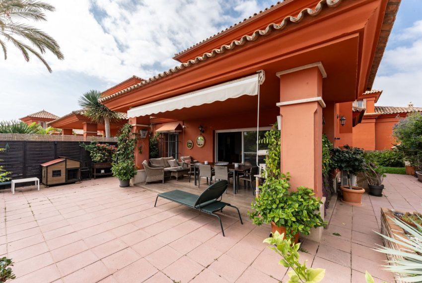 R4879555-Villa-For-Sale-Marbella-Semi-Detached-4-Beds-331-Built-7