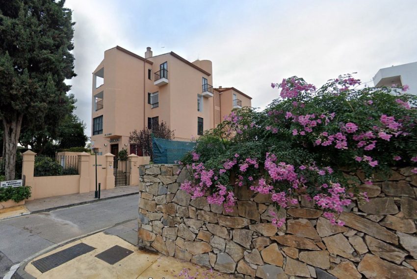 R4881796-Apartment-For-Sale-Nueva-Andalucia-Ground-Floor-3-Beds-89-Built-2