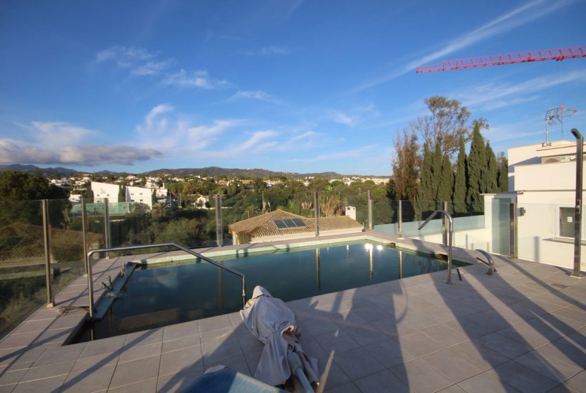 R4884292-Villa-For-Sale-Elviria-Detached-3-Beds-979-Built-1