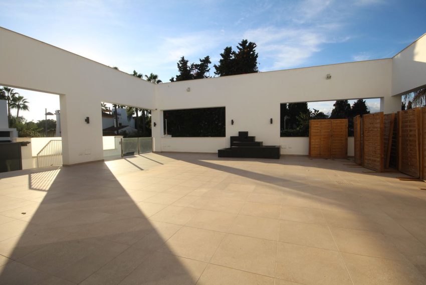 R4884292-Villa-For-Sale-Elviria-Detached-3-Beds-979-Built-3