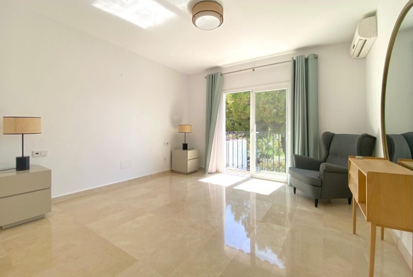 R4889272-Apartment-For-Sale-Nueva-Andalucia-Penthouse-4-Beds-196-Built-9