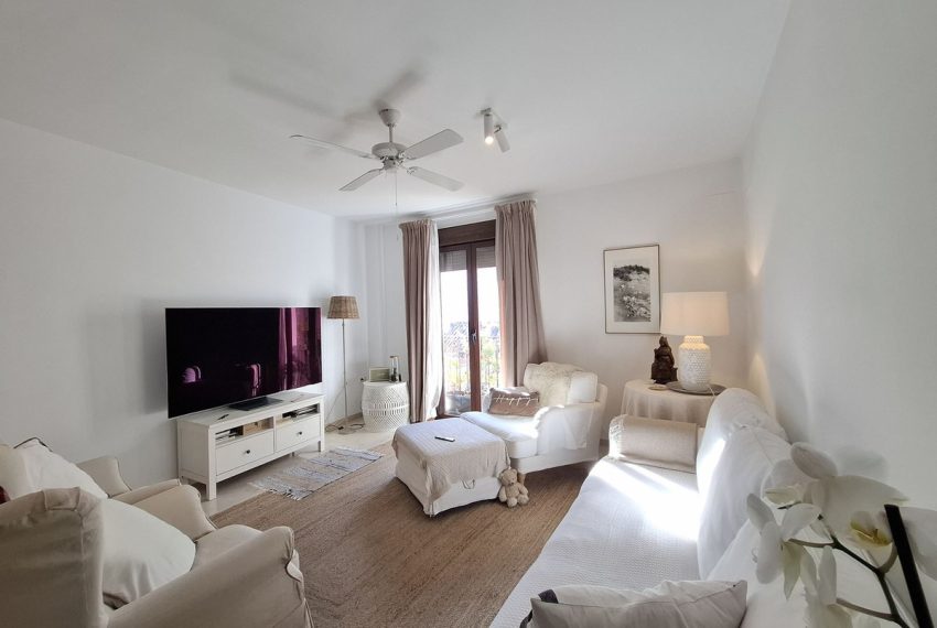 R4889953-Apartment-For-Sale-Marbella-Penthouse-Duplex-3-Beds-122-Built