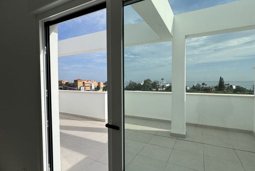 R4890583-Apartment-For-Sale-Estepona-Penthouse-2-Beds-72-Built-5