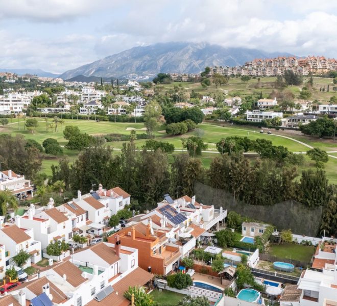 R4891018-Image 1-Terraced - 3 Beds - 125 Built