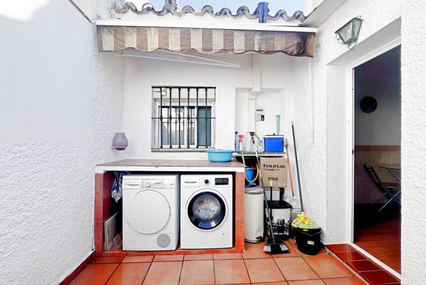 R4891069-Townhouse-For-Sale-Nueva-Andalucia-Terraced-2-Beds-86-Built-16