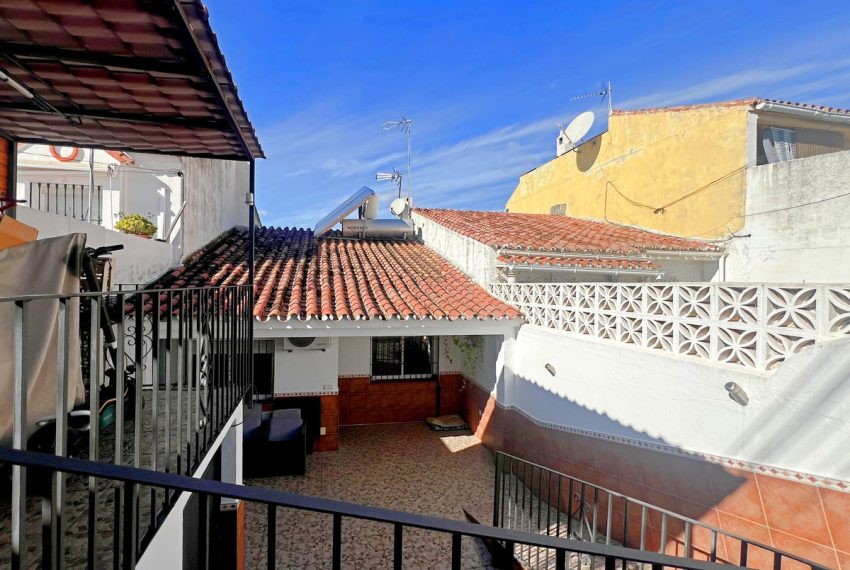 R4891069-Townhouse-For-Sale-Nueva-Andalucia-Terraced-2-Beds-86-Built-19