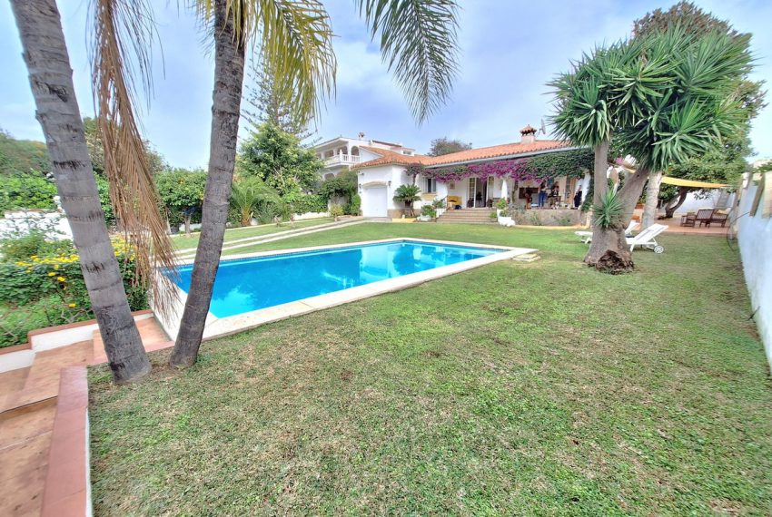 R4891363-Villa-For-Sale-Marbella-Detached-3-Beds-135-Built-6