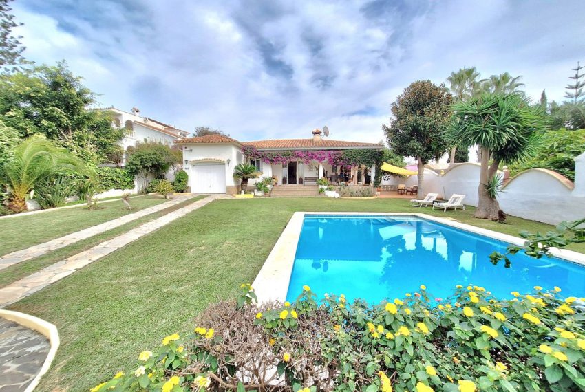 R4891363-Villa-For-Sale-Marbella-Detached-3-Beds-135-Built-8