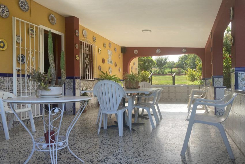 R4893433-Villa-For-Sale-Estepona-Detached-3-Beds-140-Built-3