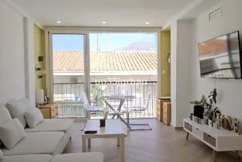 R4894144-Apartment-For-Sale-Estepona-Penthouse-3-Beds-75-Built