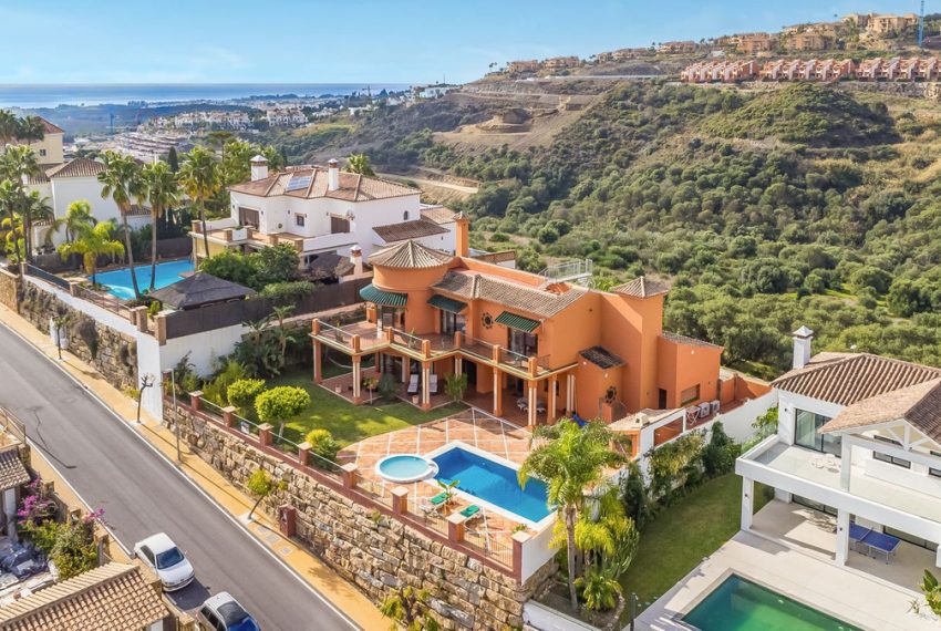 R4894894-Villa-For-Sale-Benahavis-Detached-5-Beds-761-Built