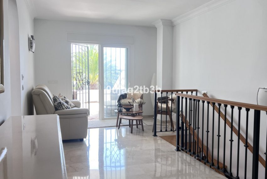 R4896064-Apartment-For-Sale-Nueva-Andalucia-Duplex-4-Beds-216-Built-15