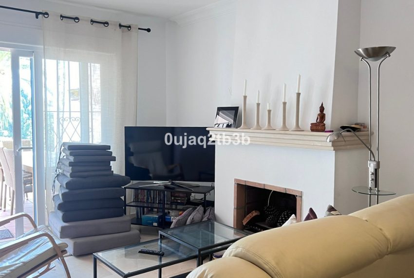 R4896064-Apartment-For-Sale-Nueva-Andalucia-Duplex-4-Beds-216-Built-2