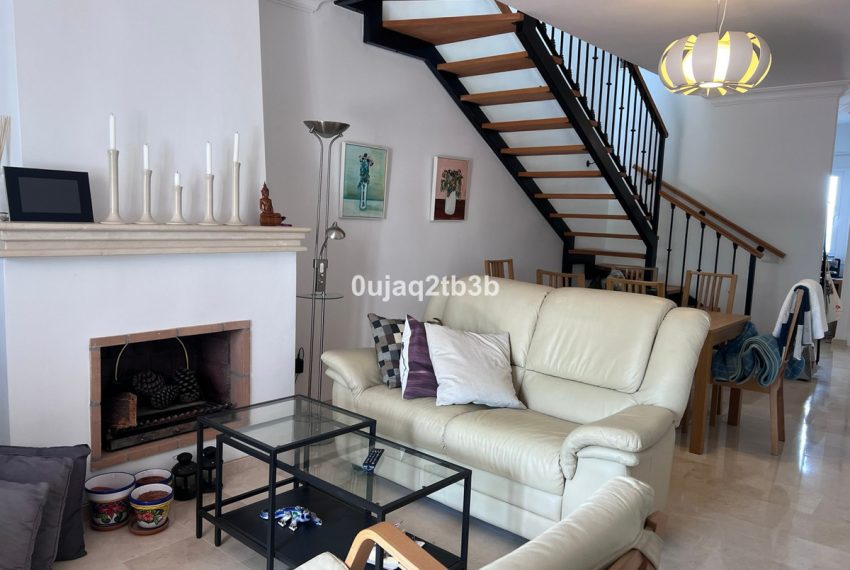 R4896064-Apartment-For-Sale-Nueva-Andalucia-Duplex-4-Beds-216-Built-3