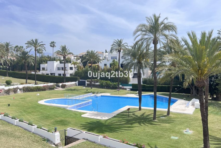 R4896064-Apartment-For-Sale-Nueva-Andalucia-Duplex-4-Beds-216-Built