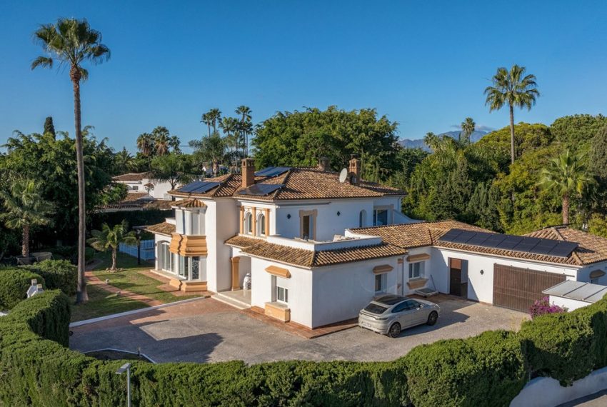 R4896589-Villa-For-Sale-Marbella-Detached-6-Beds-506-Built-4