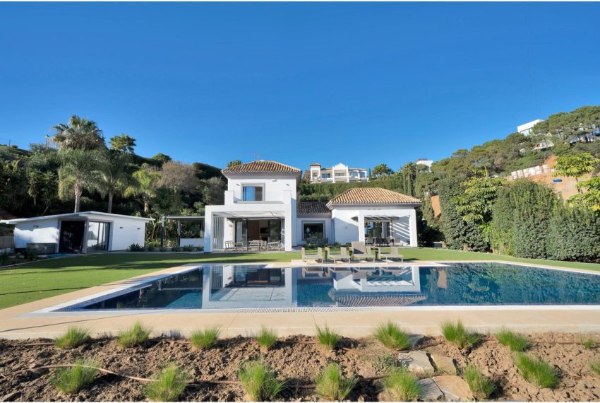 R4897294-Villa-For-Sale-Benahavis-Detached-4-Beds-391-Built-1