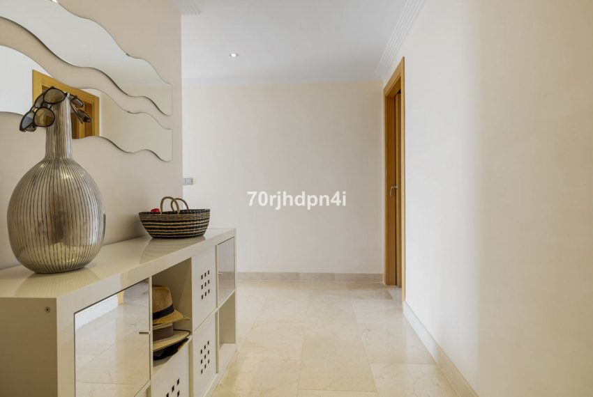 R4899019-Apartment-For-Sale-Estepona-Penthouse-3-Beds-115-Built-17